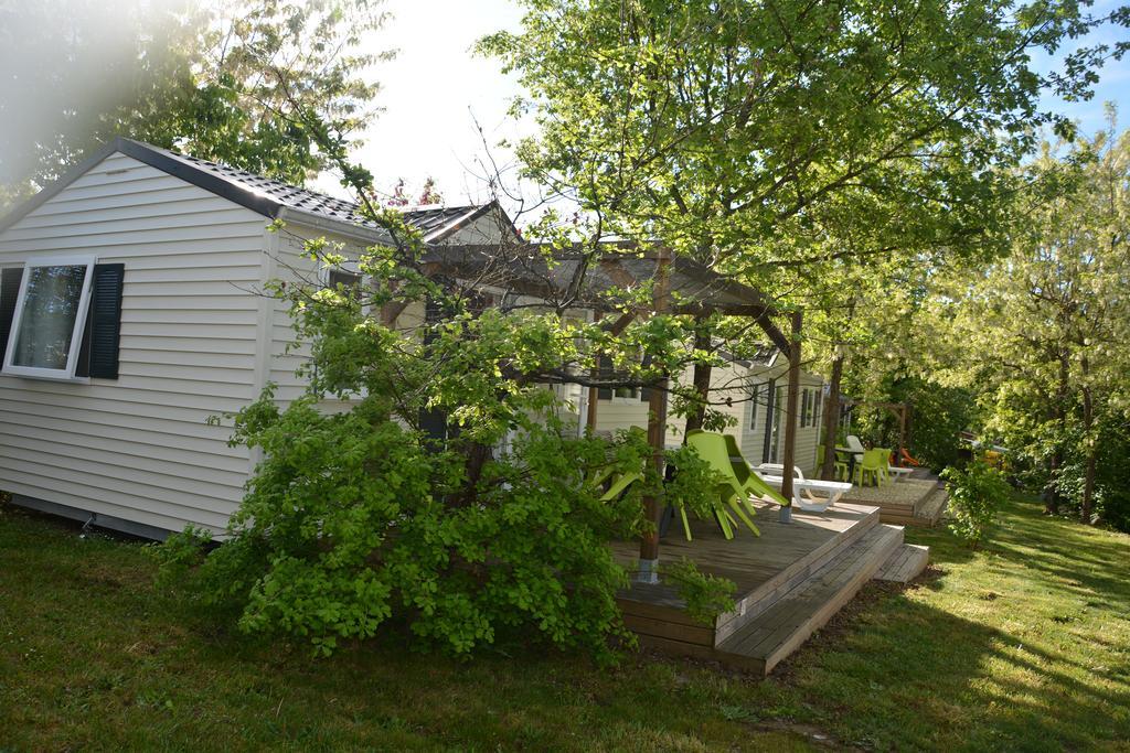 Camping La Digue Chauzon Eksteriør billede